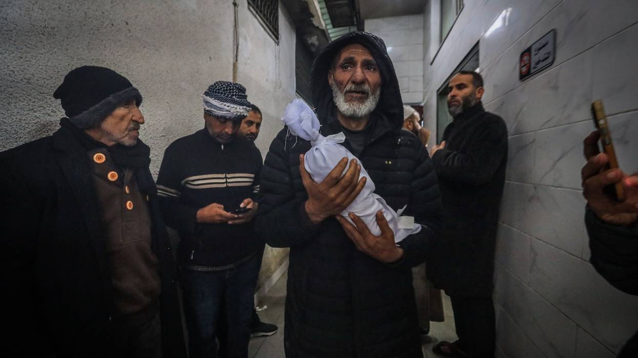 Palestinian baby dies of cold in Gaza
