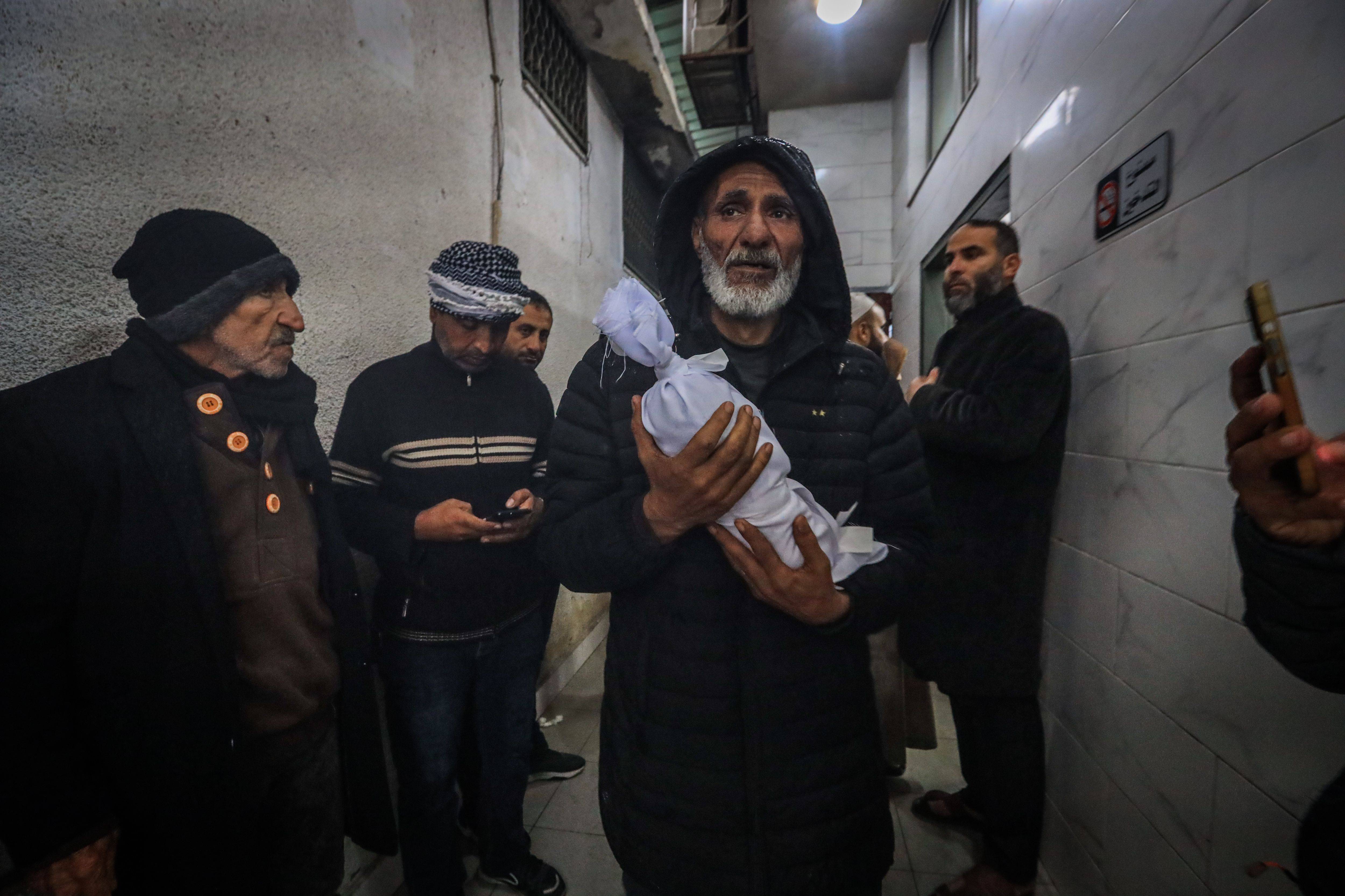 Palestinian baby dies of cold in Gaza