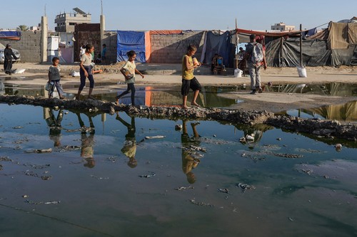 Palestinian children