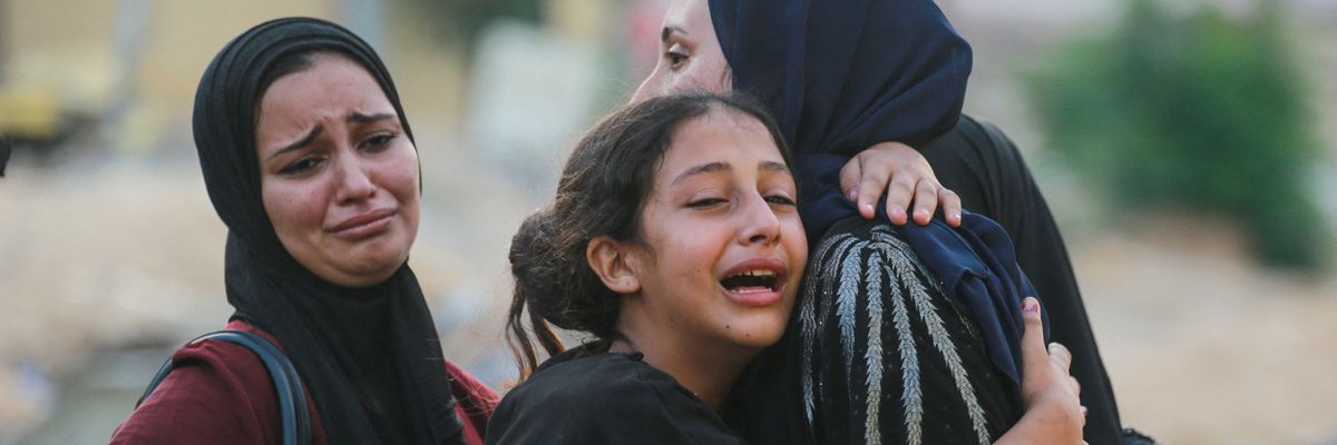 Palestinian girl cries