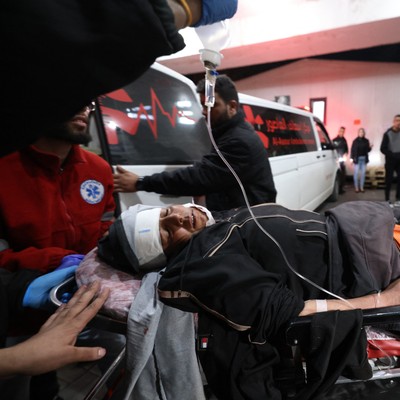 Palestinian man wounded by Israeli settlers