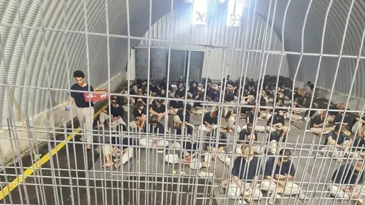 Palestinian prisoners in Sde Teiman