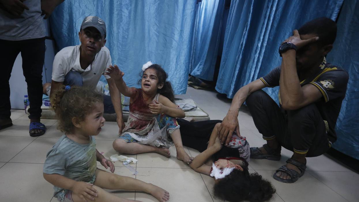 Palestinians, including children, wounded by Israeli airstrikes