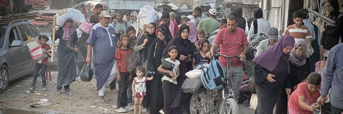Palestinians leave their homes after Israel's evacuation warning in Khan Yunis