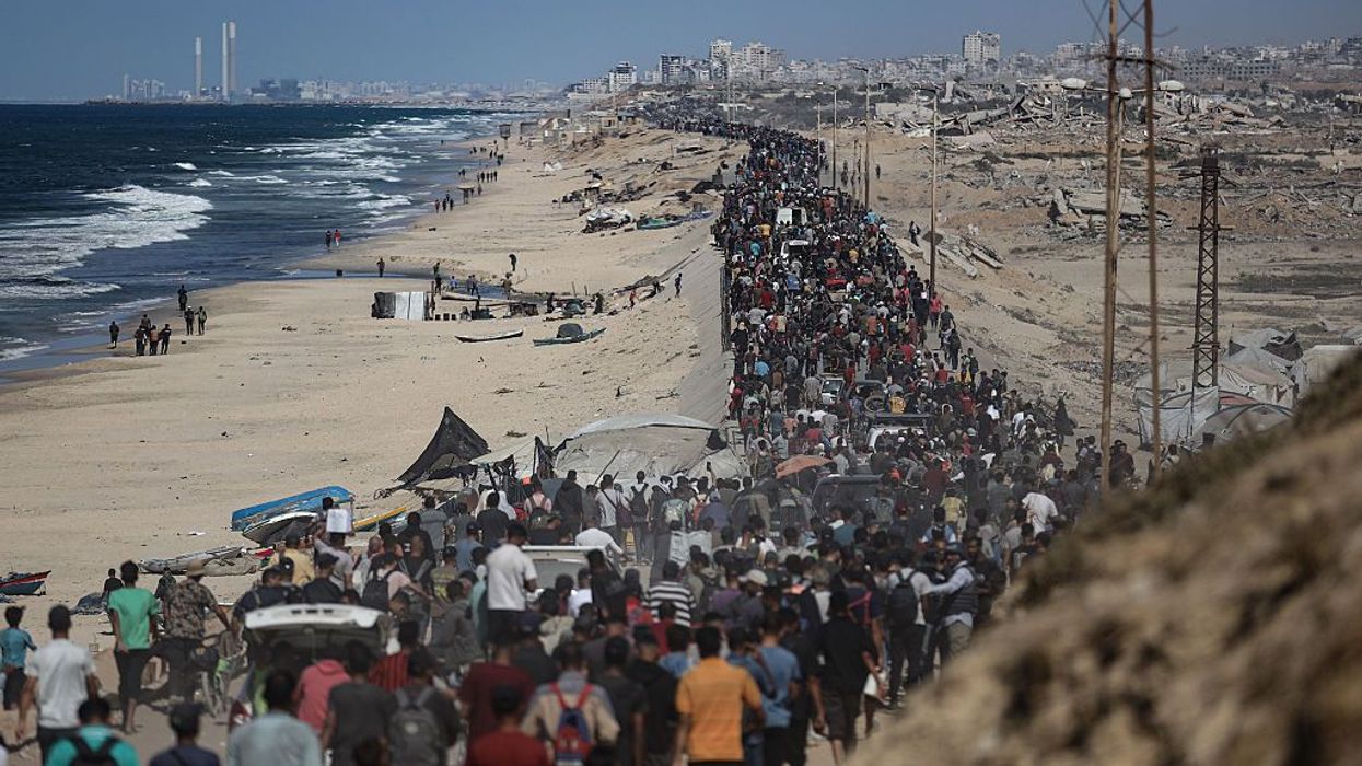 Palestinians return home after ceasefire takes effect in Gaza