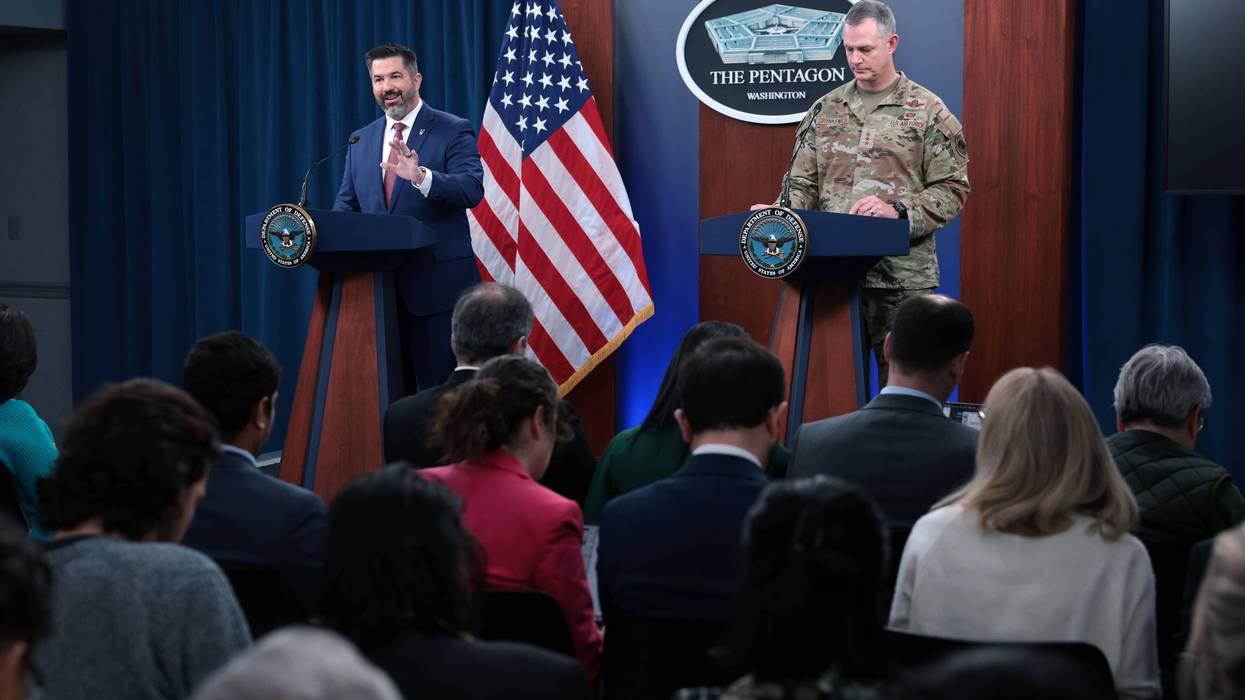 Pentagon Spokesman Parnell And Lt. Gen. Grynkewich Brief The Media