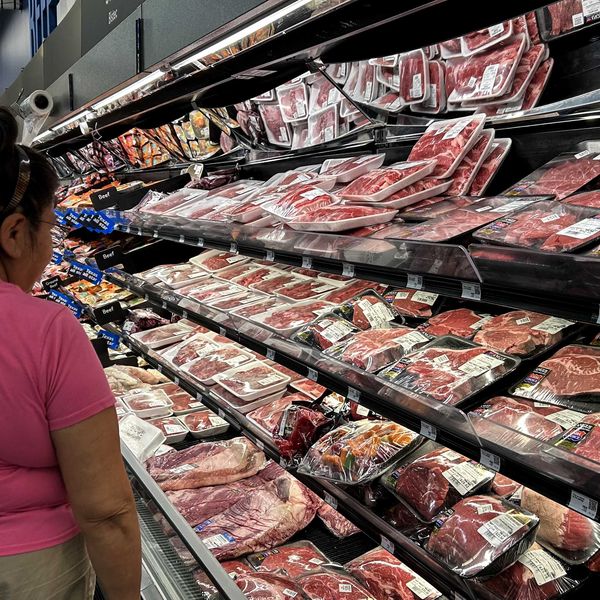 Swing District Voters Feeling the Pain From Grocery Prices—And They Blame Trump and the GOP: Polls