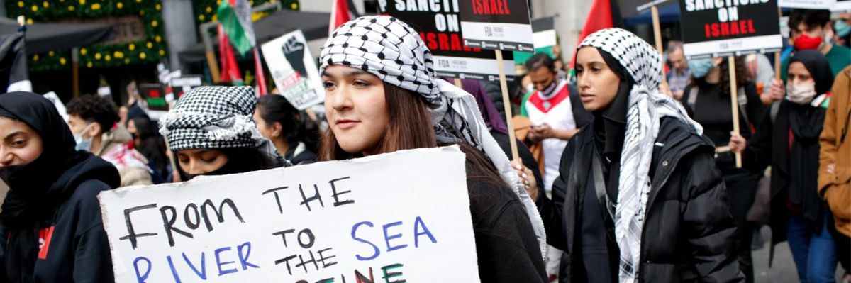 Nearly 200,000 Gather in London for History-Making Demonstration of Solidarity With Palestinians
