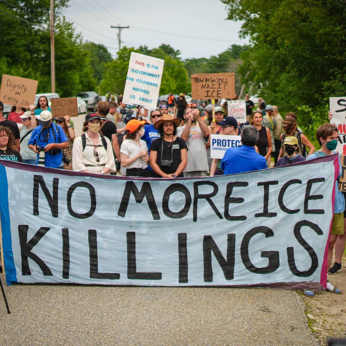 Trump Demands ICE Restart Traffic Stops That Were Paused After Latest Two Killings