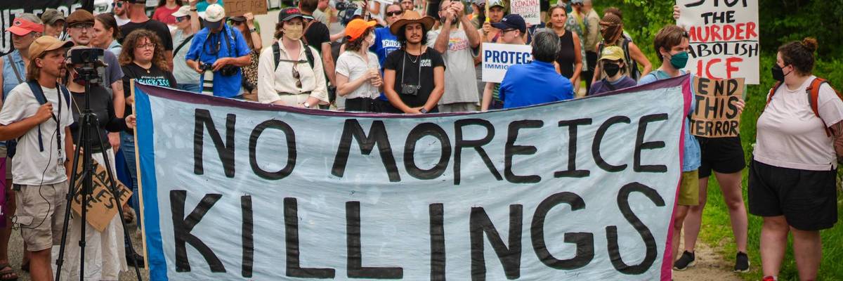 Trump Demands ICE Restart Traffic Stops That Were Paused After Latest Two Killings