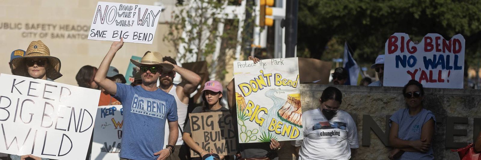 people-rally-in-san-antonio-against-the-trump-administration-s-big-bend-border-barrier-project.jpg?id=68040767&width=1200&height=400&coordinates=0%2C36%2C0%2C631