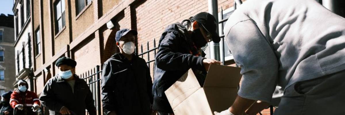 'About to Be Catapulted Off a Cliff': Study Shows 12 Million Set to Lose Jobless Benefits After Christmas