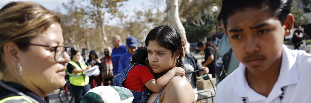 People receive free food