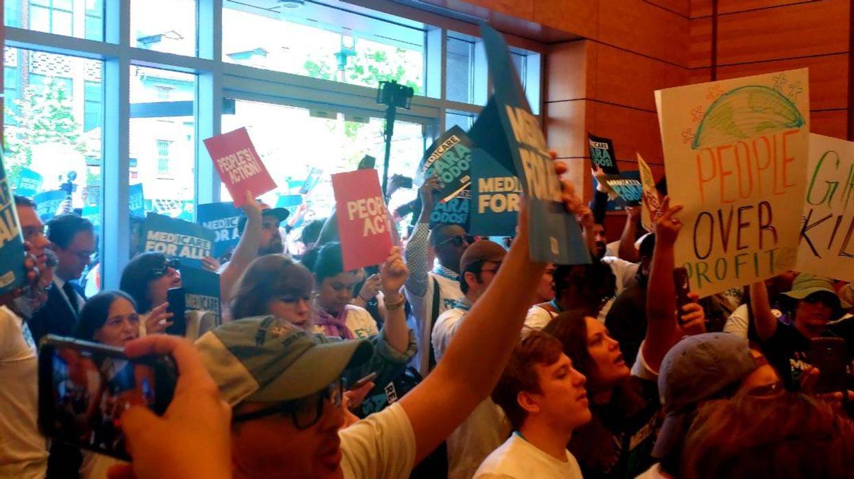 #PeoplesWave Rises Up For #MedicareForAll