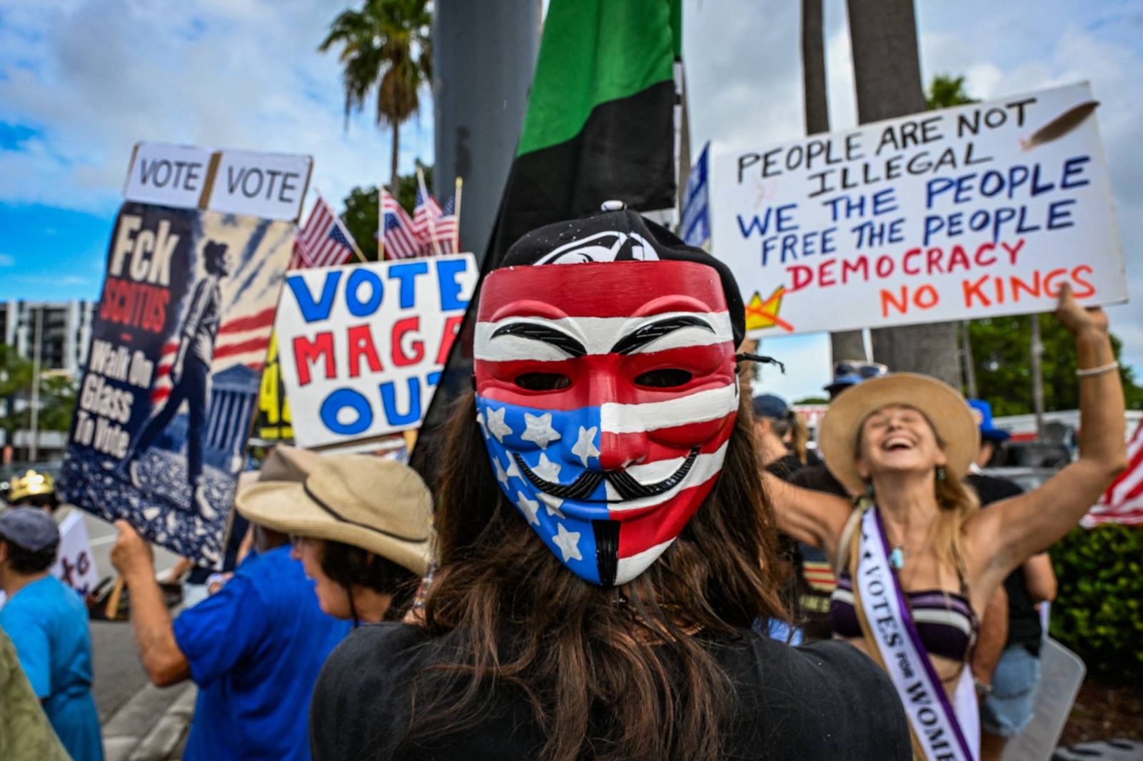 people-take-part-in-a-no-kings-vote-early-demonstration-in-wilton-manors-florida-on-october-17-2026.jpg?id=68457674&width=2000&height=1333&coordinates=0%2C0%2C0%2C0