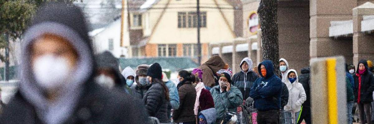 'Blood Is on Abbott's Hands': Anger at GOP Leaders Surges as Food, Water Shortages Compound Texas Power Crisis