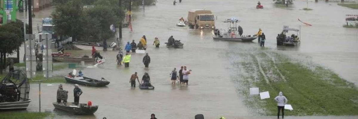 'Part of a Disturbing Trend of Willful Ignorance,' Say Scientists, After Investigation Shows EPA, Texas Rejected Air Quality Data Post-Hurricane Harvey