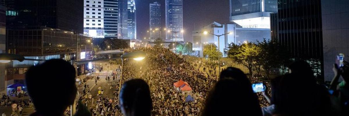 Hong Kong Protesters Defiant After Government Threatens Crackdown by Monday