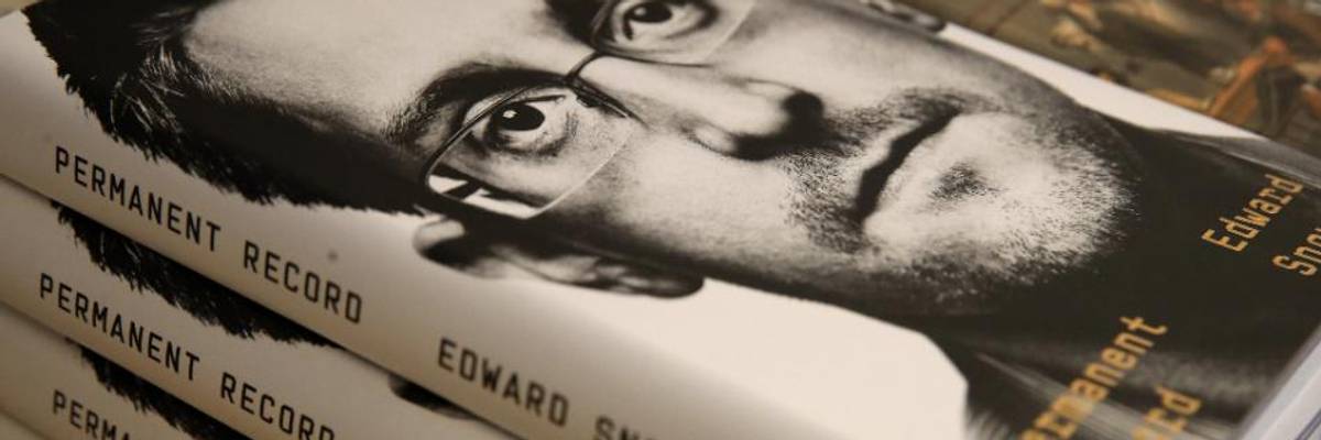 GOP Lawmaker Claims 'Trump Is Listening to the Many of Us Who Are Urging Him to #PardonSnowden'