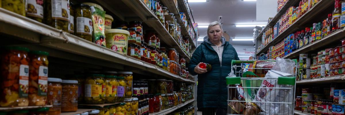 Person shops at grocery store