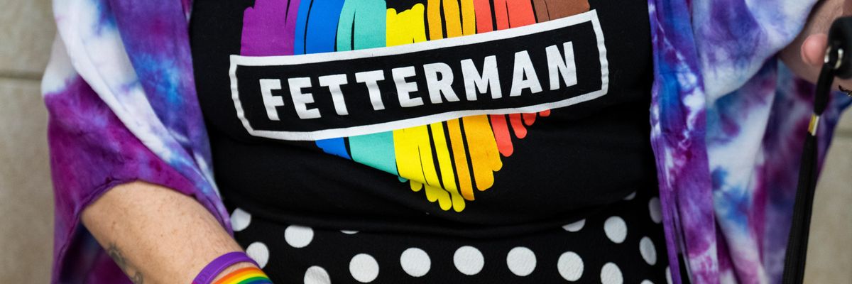 Person wearing John Fetterman campaign t-shirt