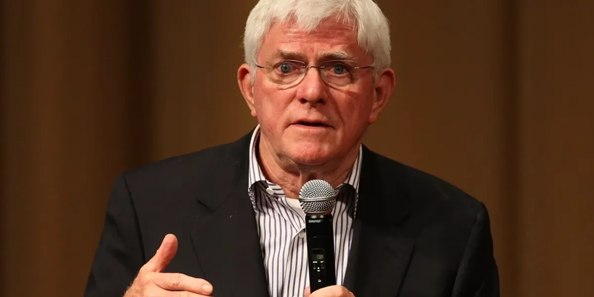 Opinion | Phil Donahue, The New York Times, and the Iraq War | Common ... Phil Donahue Opinion | Phil Donahue, The New York Times, and the Iraq War | Common ...