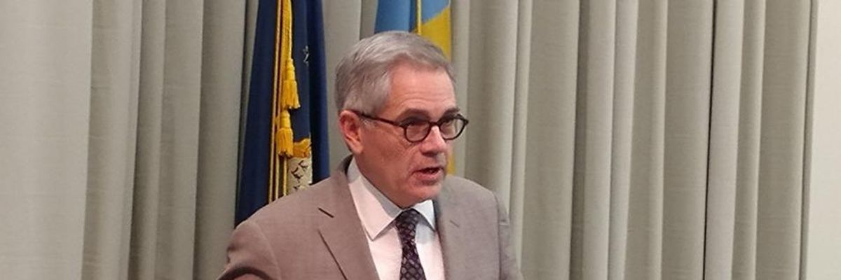 Joining Nationwide Shift, Philadelphia's Progressive DA Drops Dozens of Marijuana Possession Charges