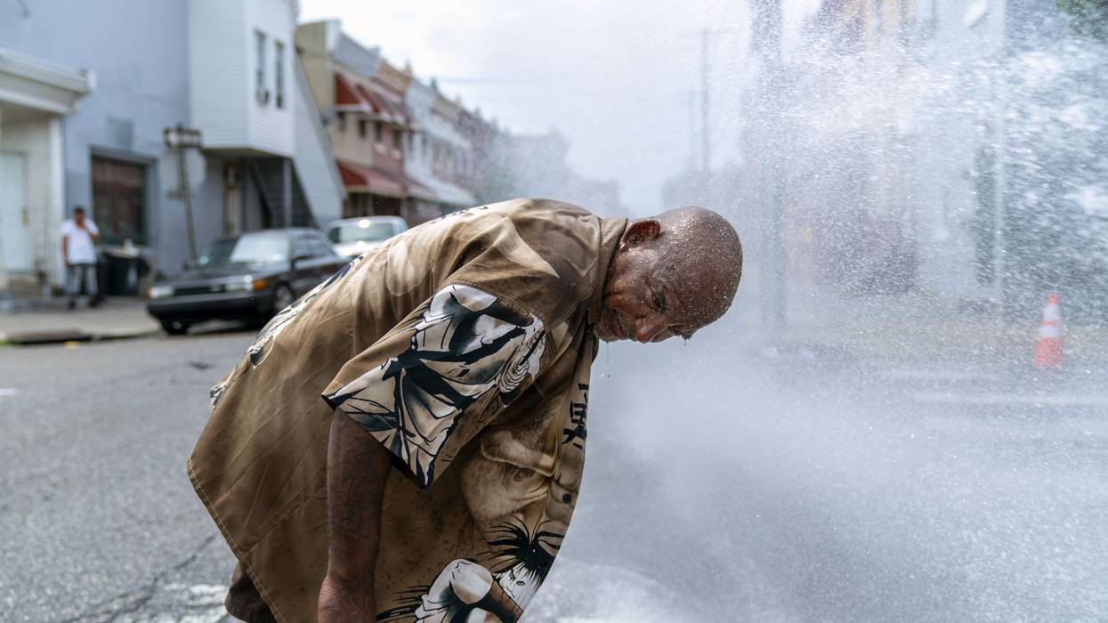 Philadelphia Swelters Amid East Coast Heatwave