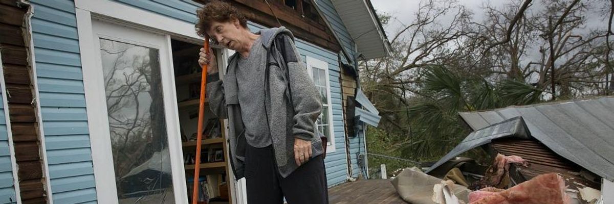 'Wake Up': Climate Campaigners Tell World Leaders Liberation From Fossil Fuel Industry's Grip Only Solution