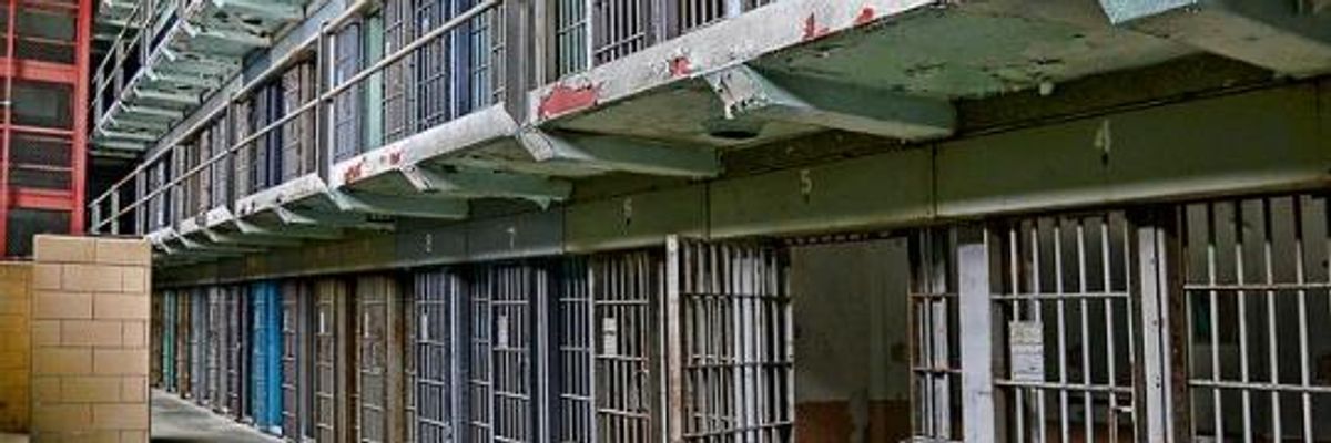 Skyrocketing Prison Population Devastating US Society: Report