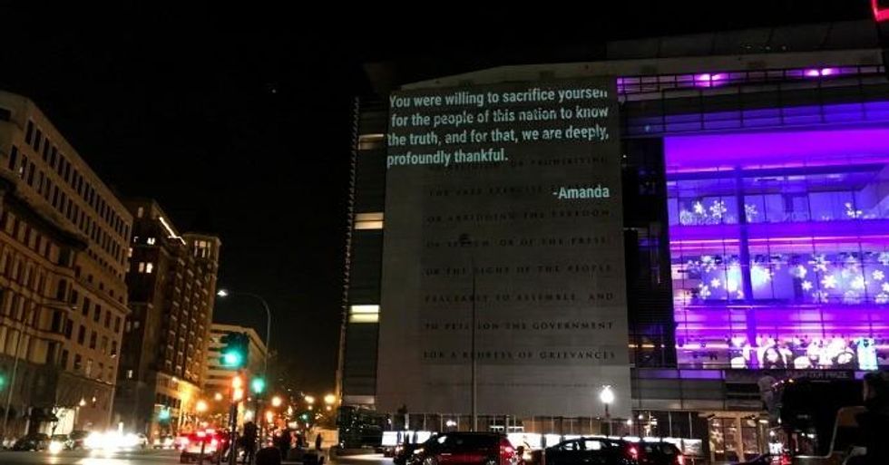 (Photo: Pardon Snowden)