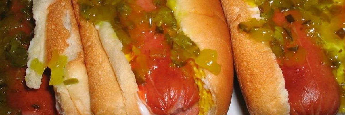 Texas Mothers Jailed Five Days in Louisiana over Two Hot Dogs