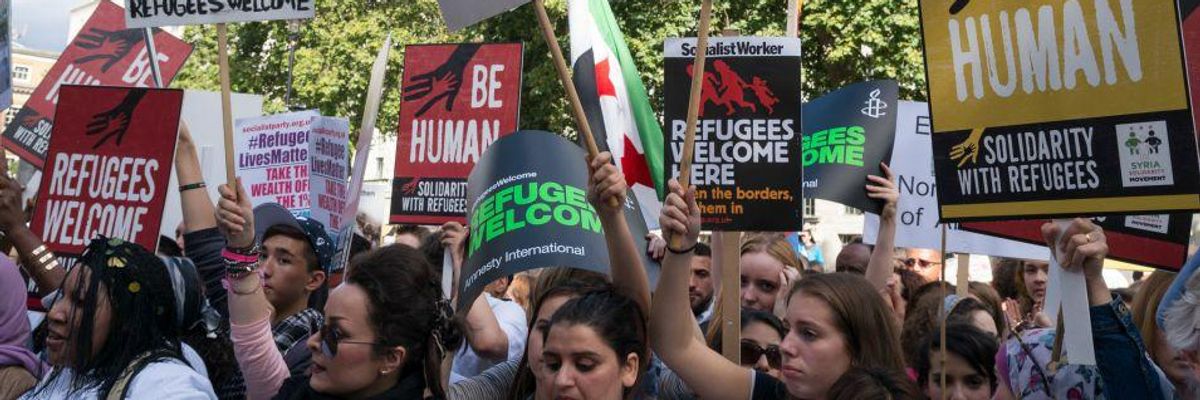 Connecting Discontent with Austerity and Support for Migrants