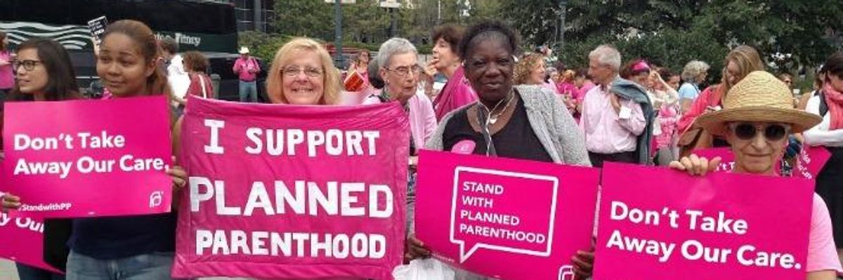 Defunding Clinics, GOP Governor "Throws Women Under the Bus" in South Carolina