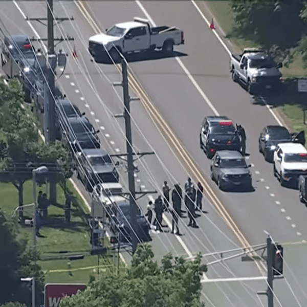 ICE Agent Shoots at Fleeing Car During Arrest Attempt in New Jersey