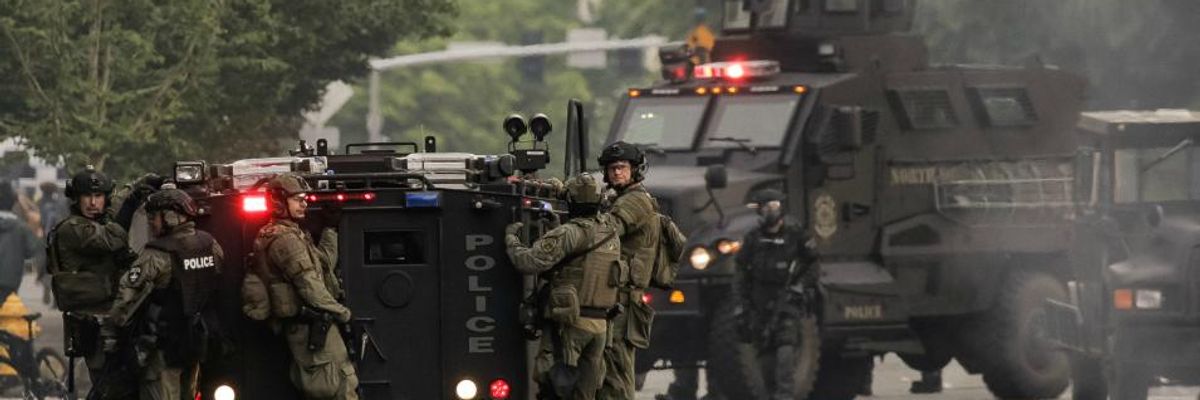 Congress Urged to Repeal Program That Transfers 'Weapons of War' to Local Police