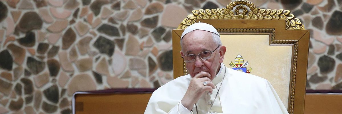 Pope Denounces 'Mentality of Fear' Caused by Nuclear Regimes, Urges Disarmament