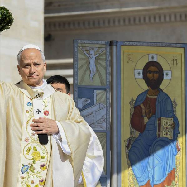 Pope Leo presides over Easter Mass in St. Peter's Square