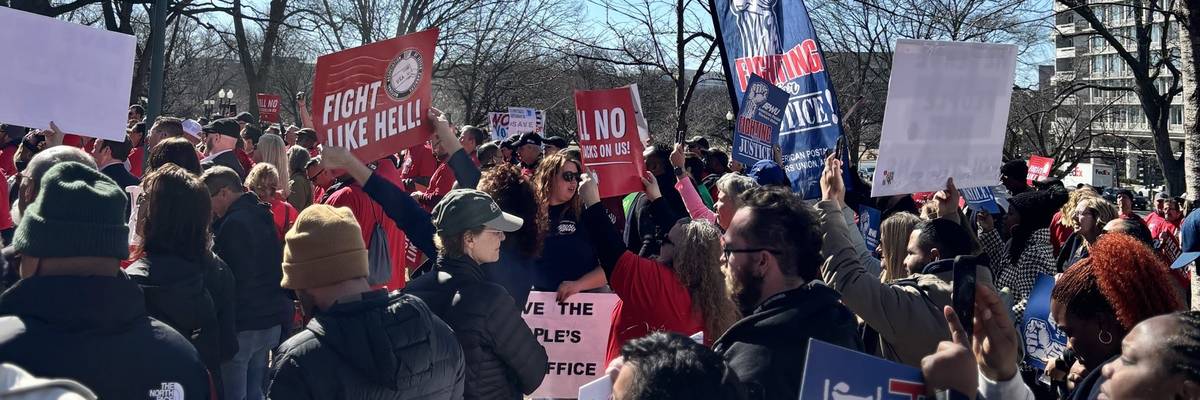 Postal workers protest