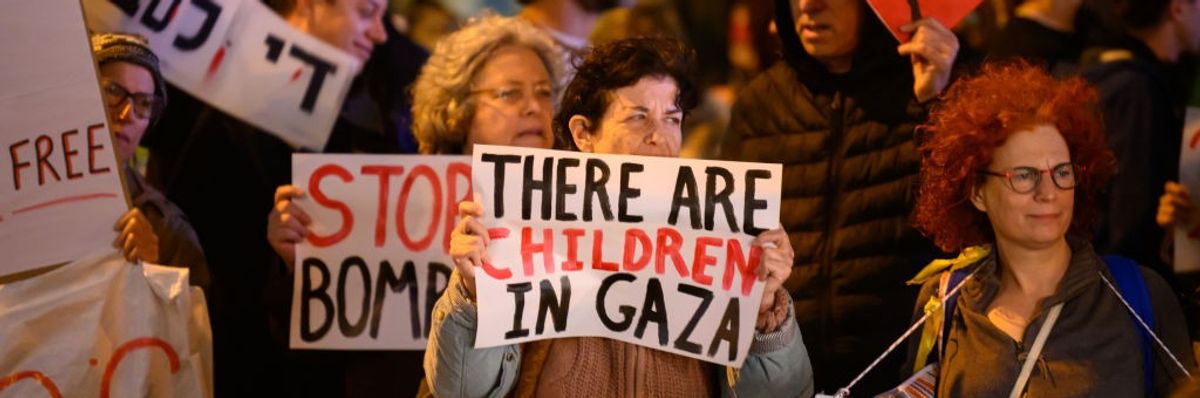 Poster reads "There are children in Gaza"