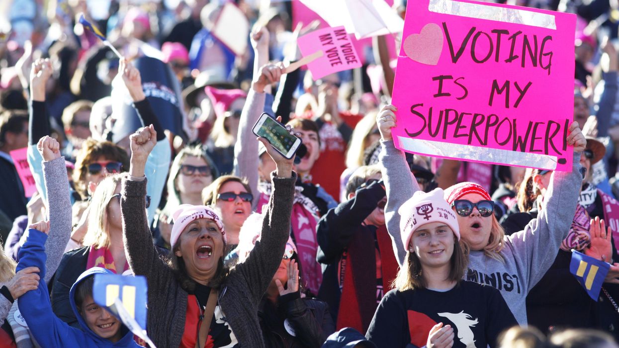 "Power To The Polls" Voter Registration Tour Launched In Las Vegas On 1st Anniversary Of Women's March