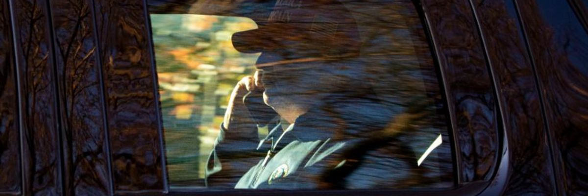 Trump Accused of 'Criminal Extortion' After Asking Georgia Officials to 'Find' 11,000 Votes for Him