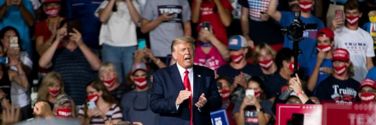 Health Experts 'Stunned' as Trump Says He Will Resume In-Person Rallies While Infected With Covid-19