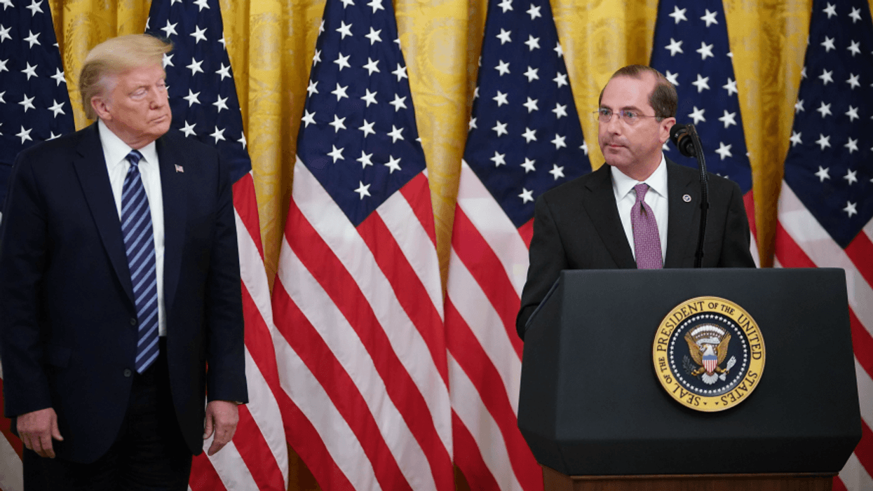 Senate Democrats Unveil Bill to Investigate Trump Meddling at Public Health Agencies That Is 'Putting Lives in Jeopardy'