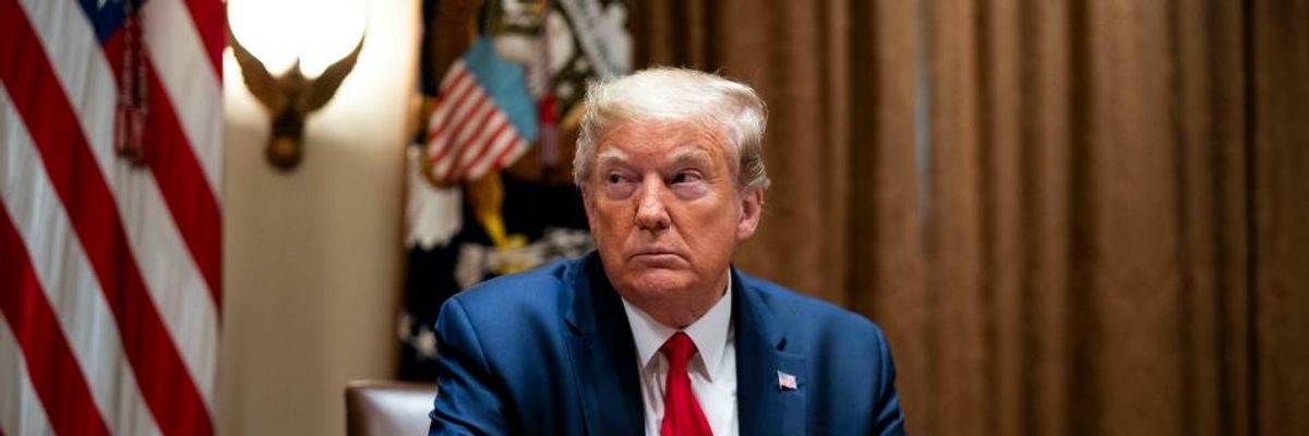 'Stop Tweeting. People Are Dying': Trump Condemned for Twitter Rampage Encouraging Right-Wing Protests