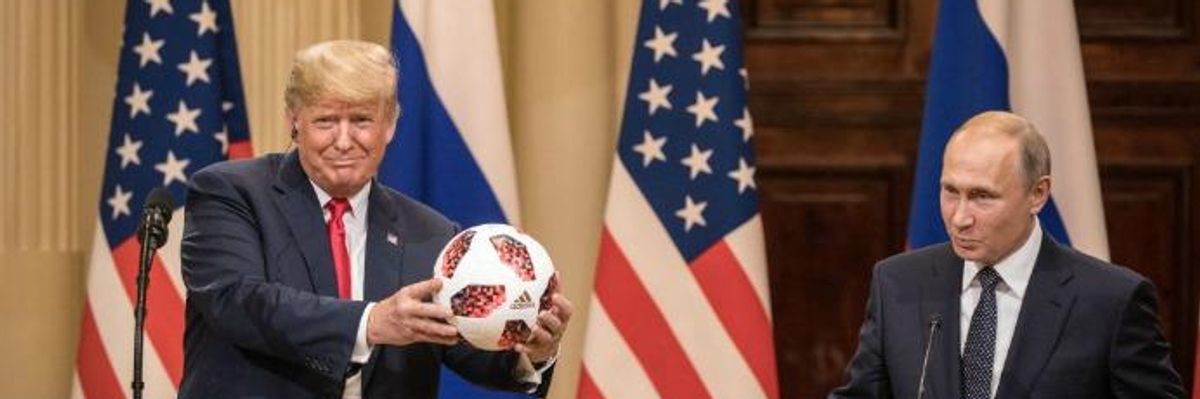 As White House Declares Summit a Success, Sanders Rips Trump-Putin Presser as 'Embarrassing Spectacle'