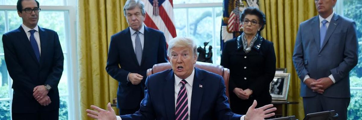 Calling US Postal Service 'A Joke,' Trump Demands Four-Fold Price Hike for Customers Amid Covid-19 Pandemic