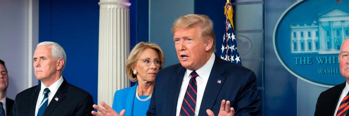 Trump Accused of Suppressing CDC Warning That Full School Reopenings Pose 'Highest Risk' of Covid-19 Spread