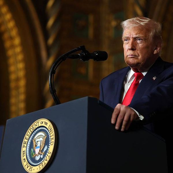 Trump Vetoes Colorado Clean Water Bill—Then Tells State's Officials to 'Rot in Hell'