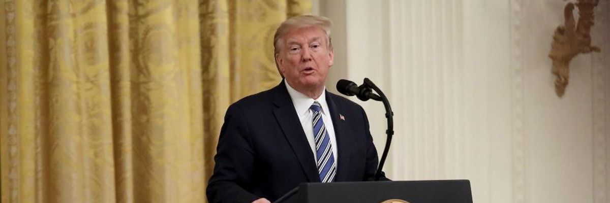 'Pathetic': Trump Says No to Additional Covid-19 Stimulus Checks, Backs Cutting Tax That Funds Social Security Instead